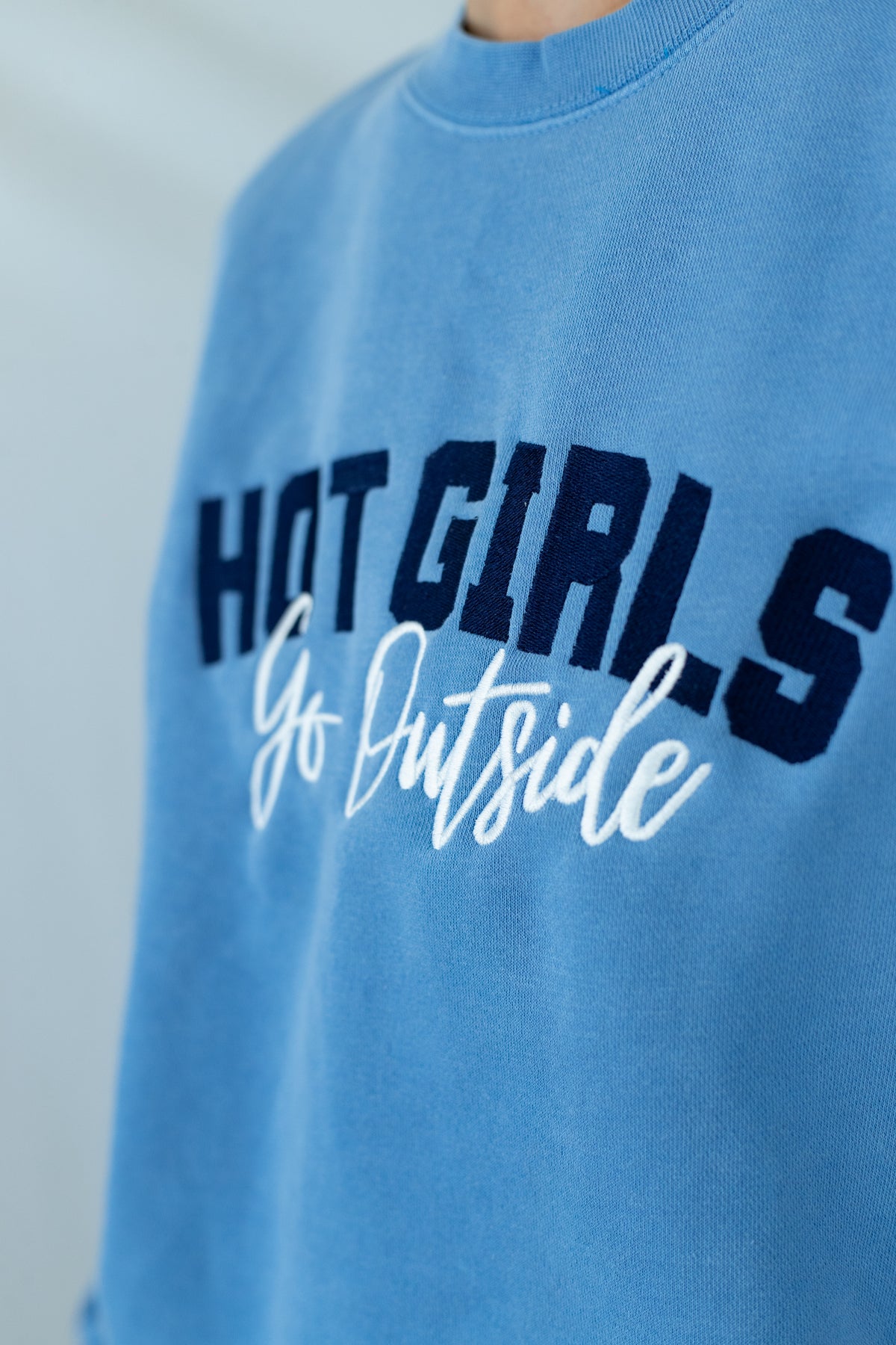 Hot Girls Go Outside Crewneck | Pigment Light Blue